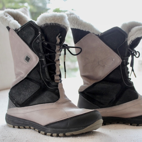 Columbia Sportswear  Omni-Heat® Leather Snow Boots - Picture 2 of 5